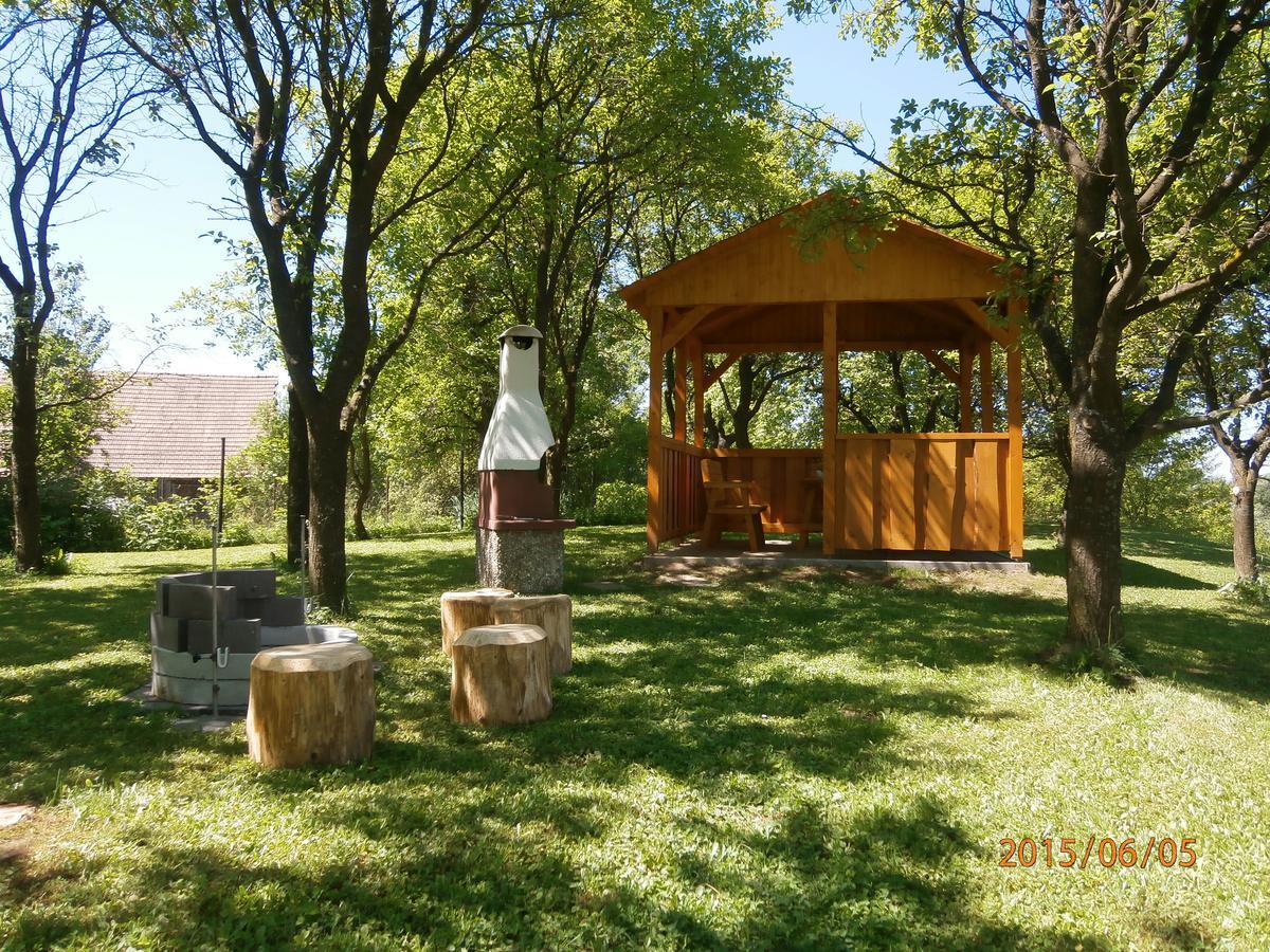 Zrubovy Dom Silvia Villa Trstené Exterior foto